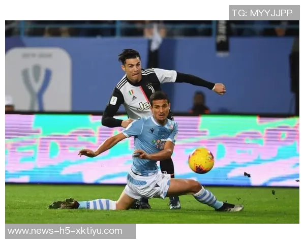 阿贾克斯与西蒙尼斯谈判进行中或将迎来新帅变动